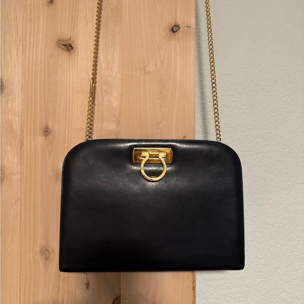Salvatore Ferragamo Gancini Chain Shoulder Bag Leather Black